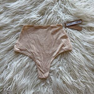 Skims Fits Everybody High Waisted Thong Sand Size Small